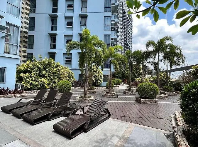 Manhattan Heights Towerb In Araneta Cubao 5mins Walk To Smart Araneta